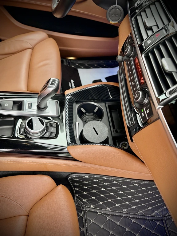 BMW X6 M Competition – gereinigter Innenraum